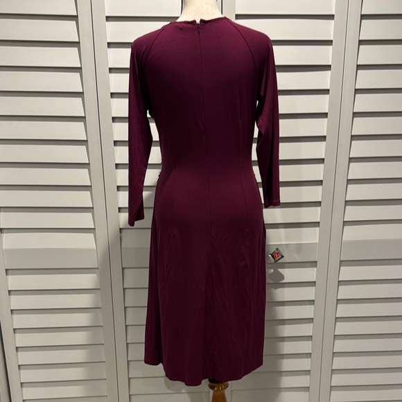 Ann Taylor Berry color  Twist front V-Neck  Midi Dress. - Picture 5 of 8